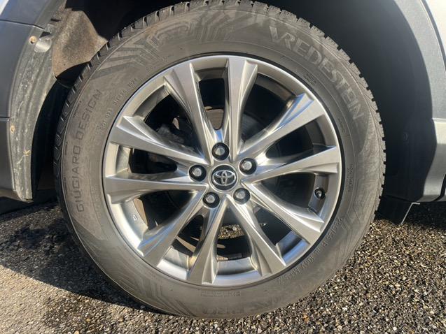 Toyota Rav4 2.5 hybrid awd executive business | 1.650kg trekgewicht!