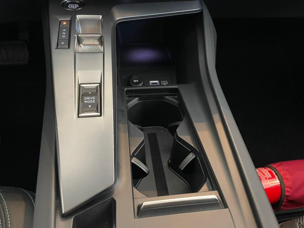 Peugeot 308 1.6 hybrid 180 allure pack business