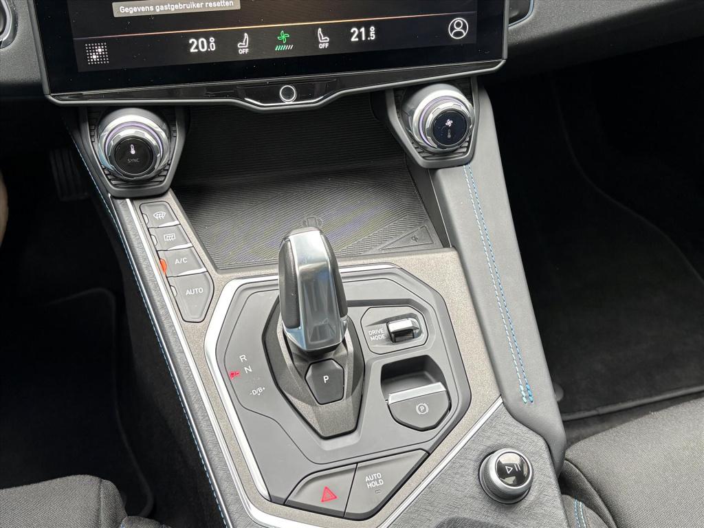 Lynk & Co 01 1.5td 261pk phev automaat| 360 gr camera| pano dak|carplay|rij