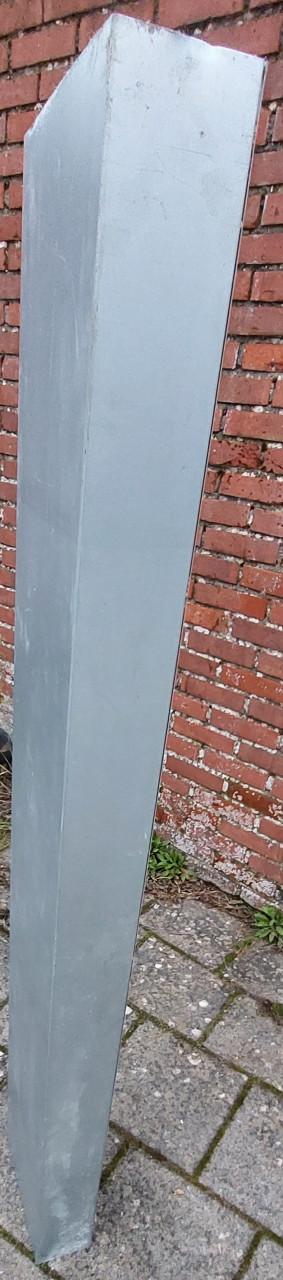 Stalen koker 1500x250x105 mm.