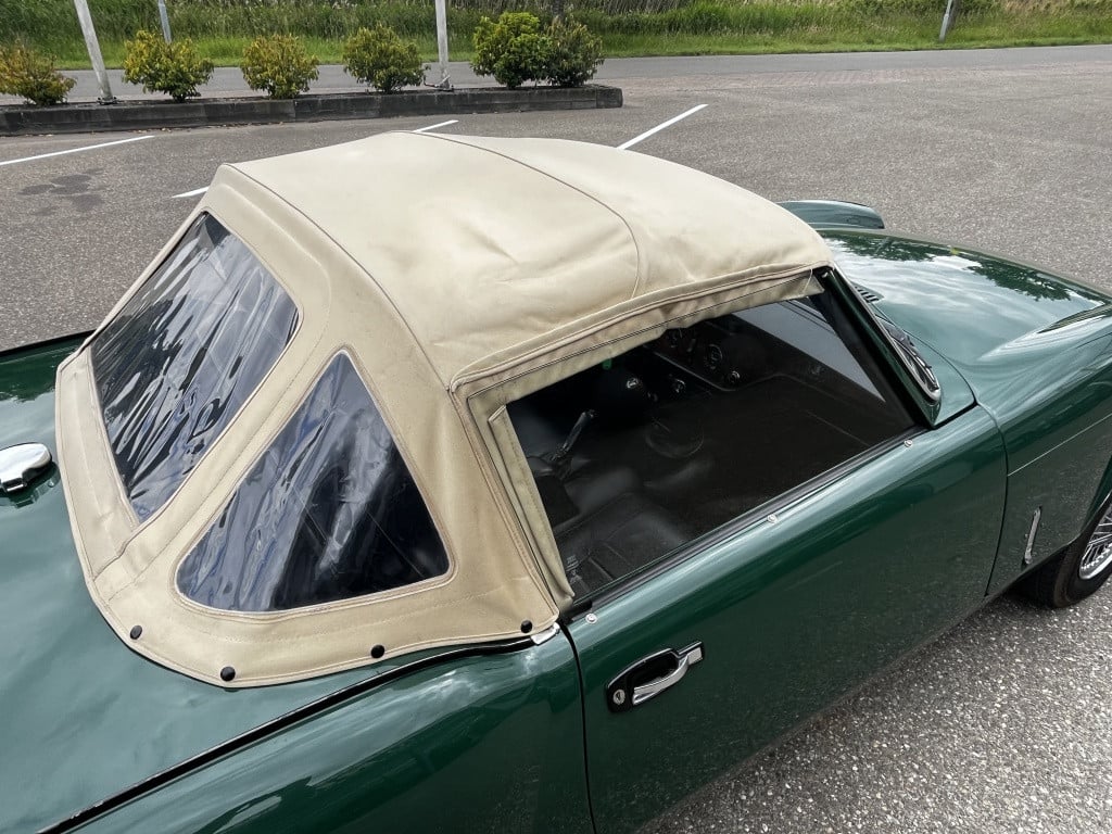 Triumph Spitfire 1500 soft top