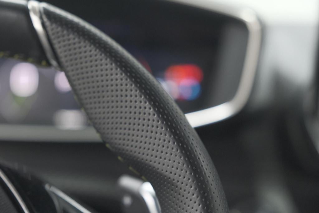 Peugeot 2008 puretech 130 eat8 gt | camera | apple carplay | parkeersensore