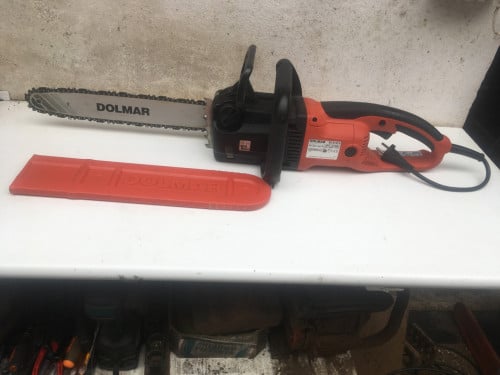 Elektrische kettingzaag dolmar 2140 a bouwgelijk aan de makita uc3530a