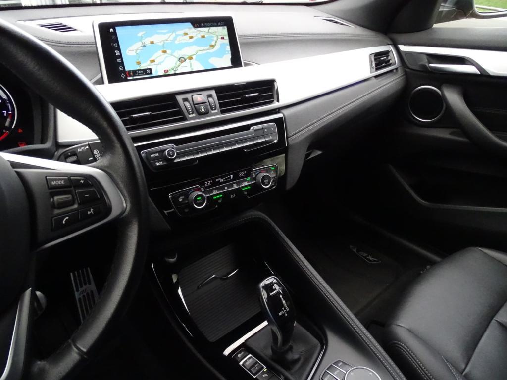 BMW X2 sdrive20i high executive | hud | camera | afn. trekhaak | 19"