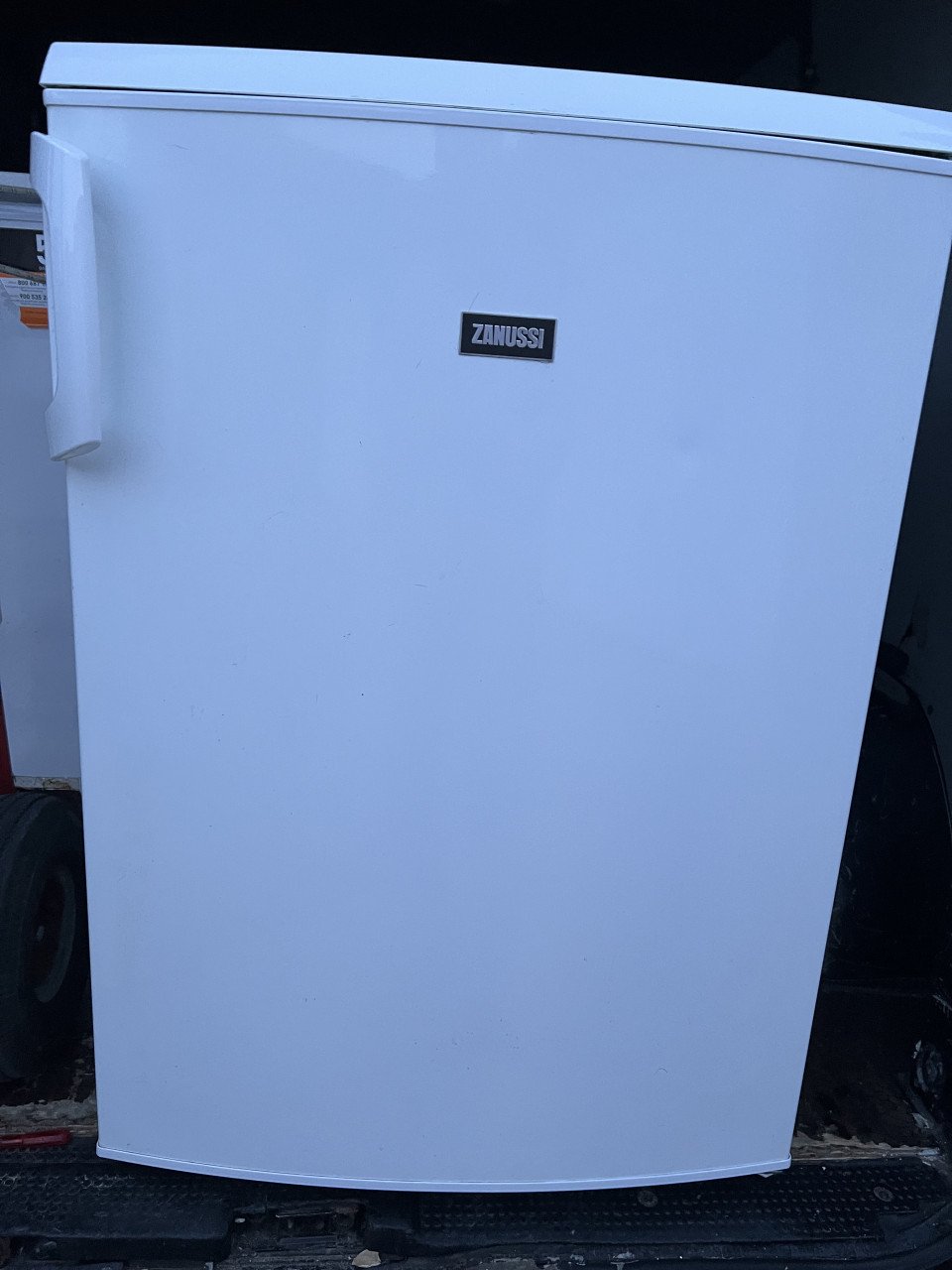 Tafelmodel Koelkast  85x60 cm. 155 liter energieklasse A+++ als nieuw