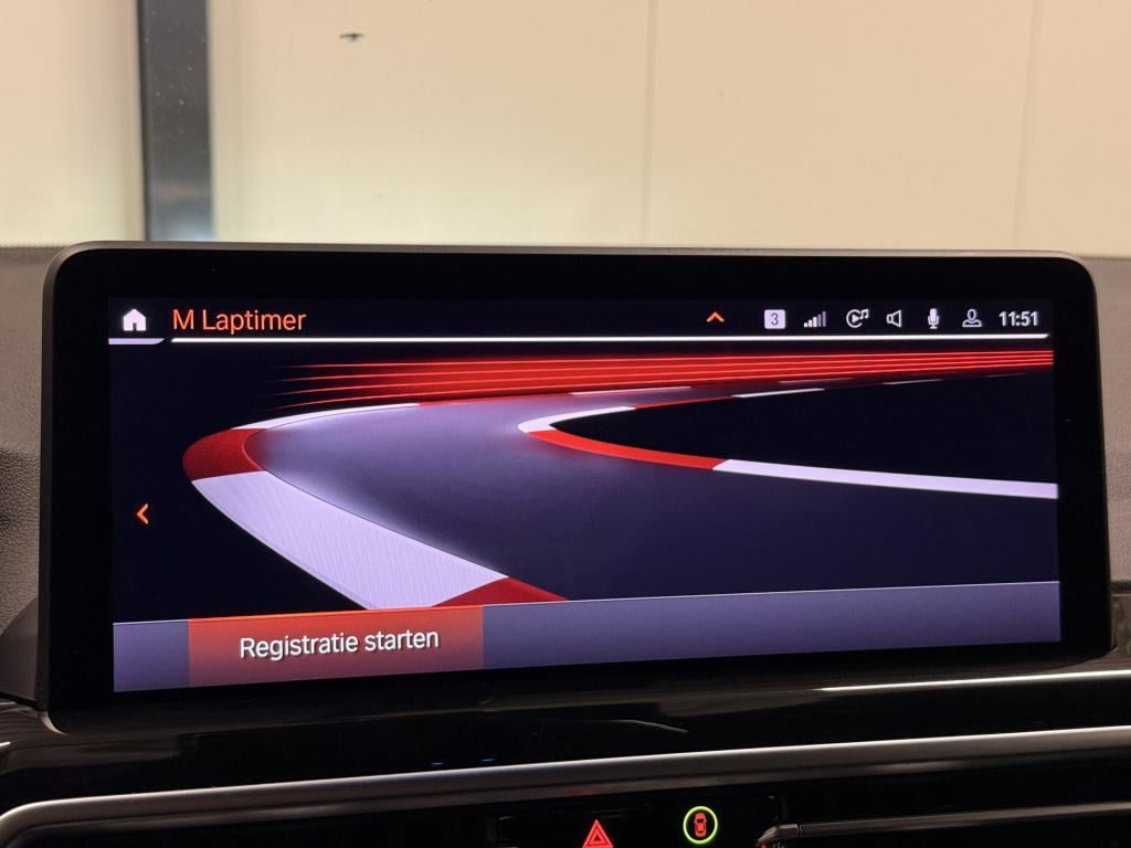 BMW X3 xdrive30e m-sport | stoelverwarming | achteruitrijcamera | trekhaak 