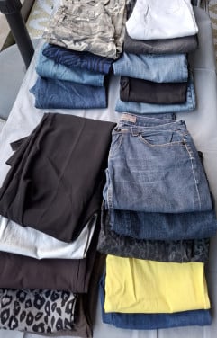 19 broeken maat 170 /XS / 27