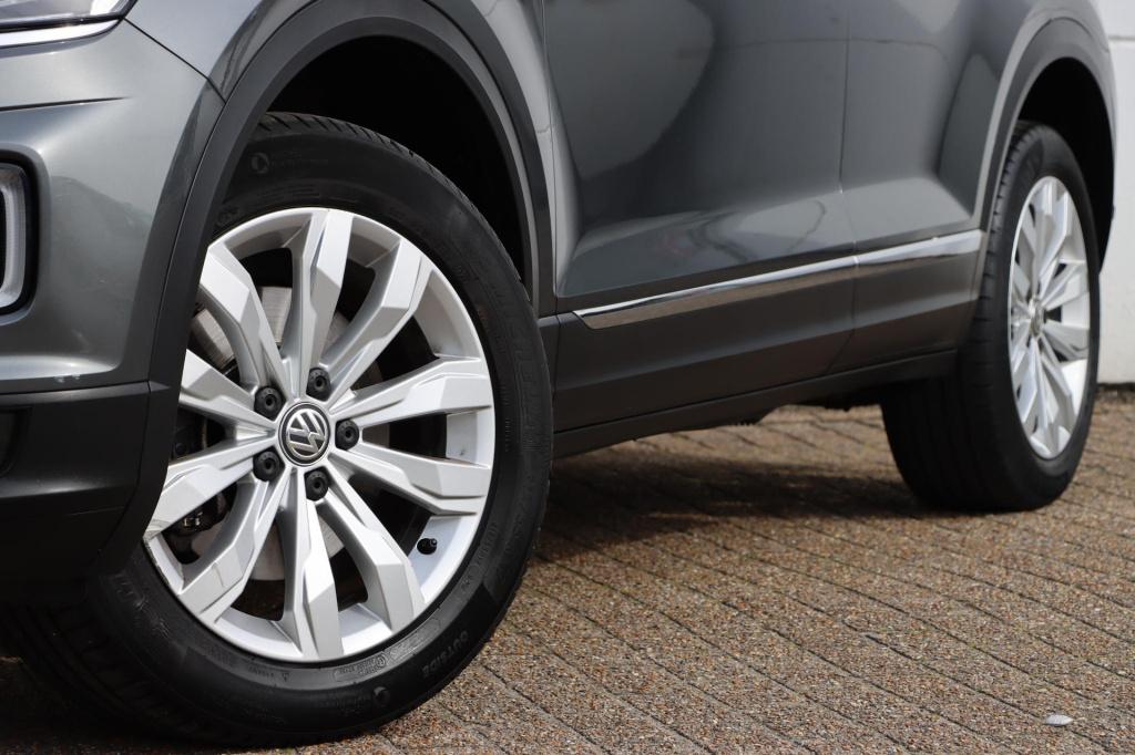 Volkswagen T-roc 1.5 tsi sport 150pk dsg7