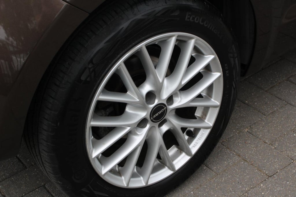 Alfa Romeo MiTo 1.4 super - 1e eig - dealer oh - climate - stoel verw - crh