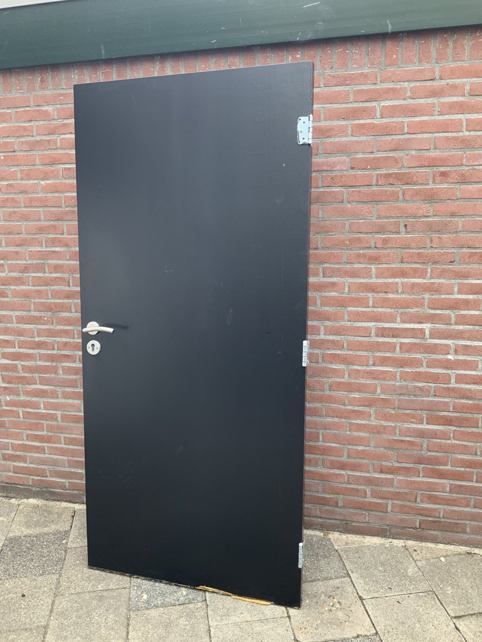 Dichten voordeur met rvs deurgreep