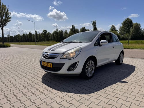 Opel Corsa 1.4 Turbo Cosmo