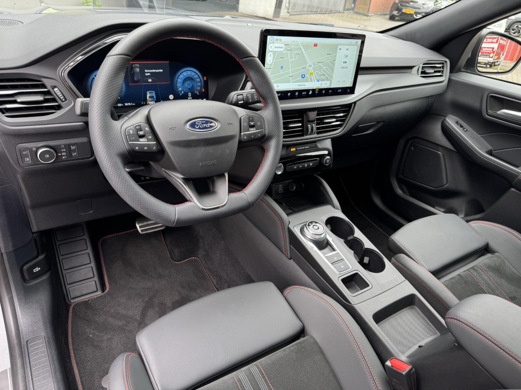 Ford Kuga 2.5 phev st-line x nl-auto + full-options! | trekhaak uitklapbaar