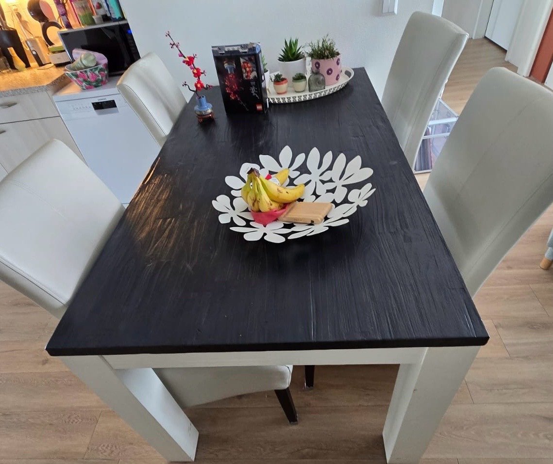 Eethoek tafel met 4 stoelen