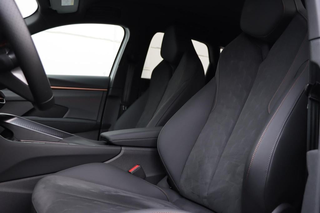 Cupra Terramar 1.5 tsi e-hybrid business 204pk dsg6 | soh 100% |