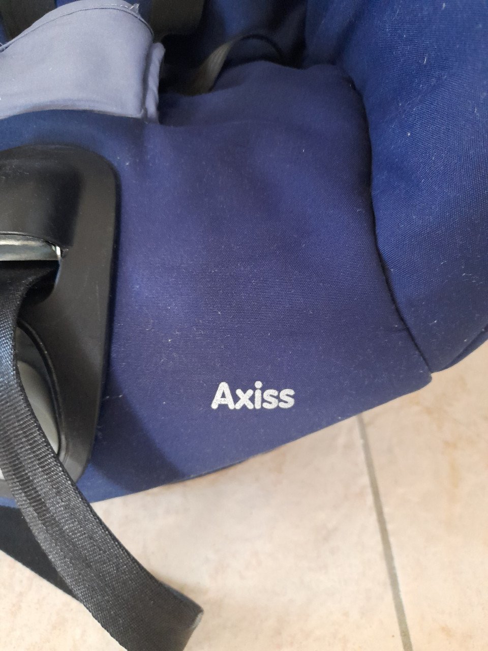 Maxi - cosi Axiss (draaibaar) ( in goede nette schone staat ) 9 / 18 kg