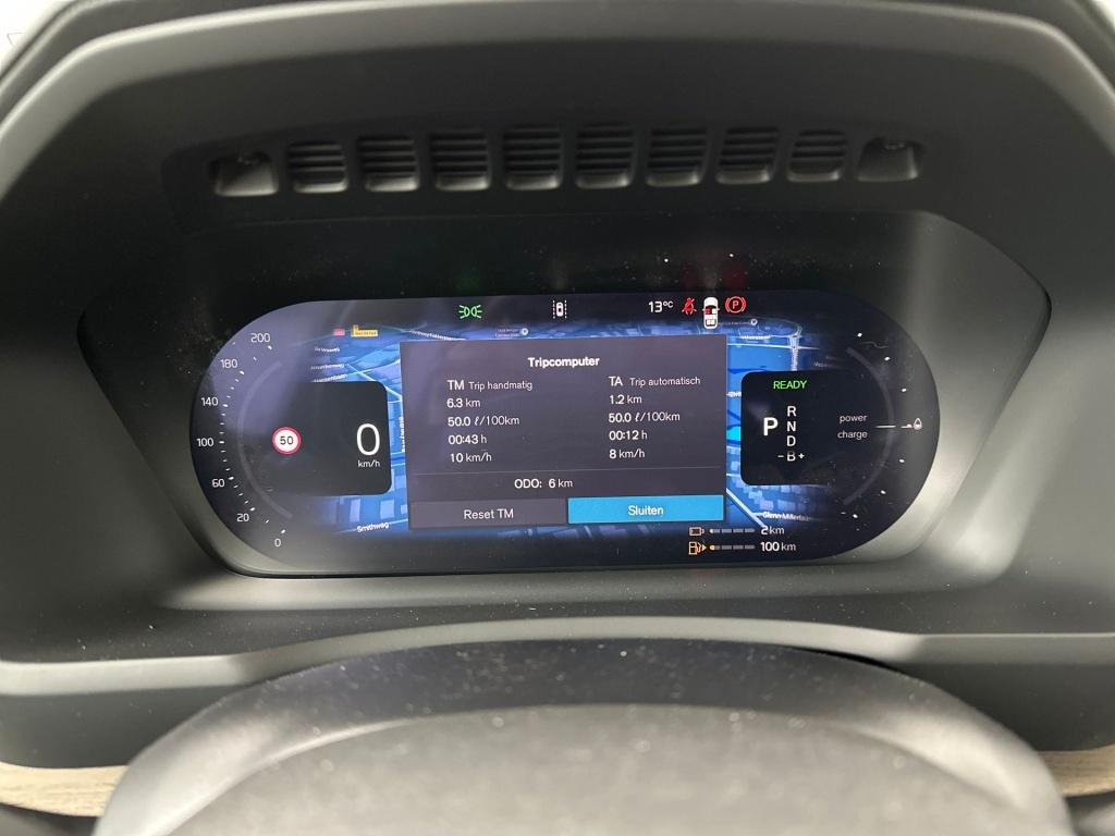 Volvo XC90 ultra bright recharge plug-in hybrid awd