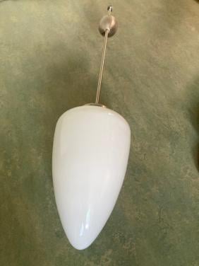 Opalen kegelvormige Gispen lamp met pendel
