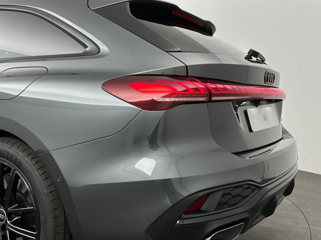Audi A5 avant s edition 2.0 tfsi e 220 kw / 299 pk avant 7 versn