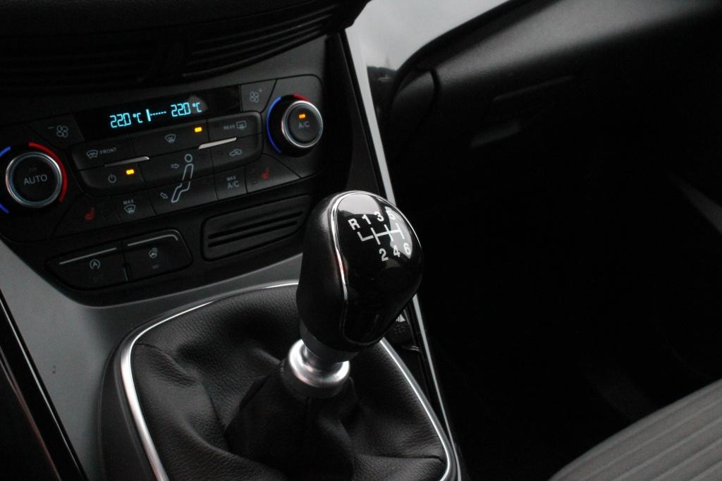 Ford C-max 1.0 titanium