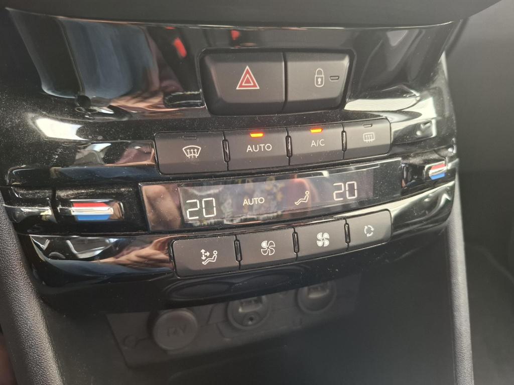 Peugeot 2008 suv 1.6 vti 120 pk allure automaat clima/trekhaak