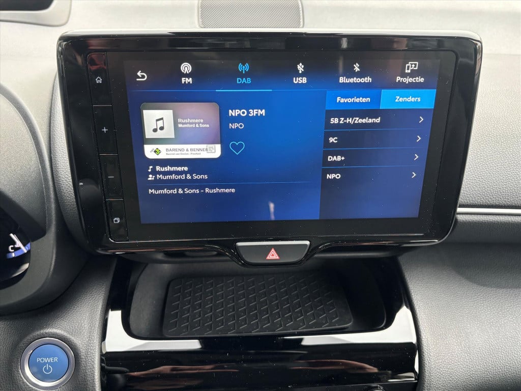 Toyota Yaris Cross 1.5 hybrid dynamic navi|head-up|stoel/stuurverw|carplay 