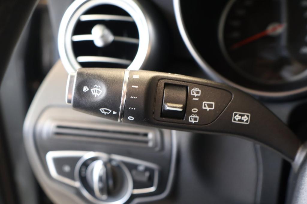 Mercedes-Benz Glc 200 4matic premium plus, panodak, trekhaak, carplay, deal