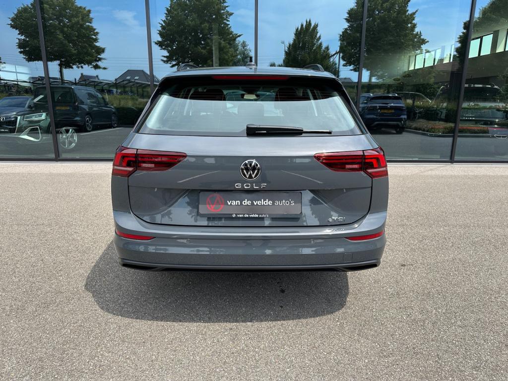 Volkswagen Golf variant 1.5 etsi dsg life | trekhaak | navi | adap. cruise 