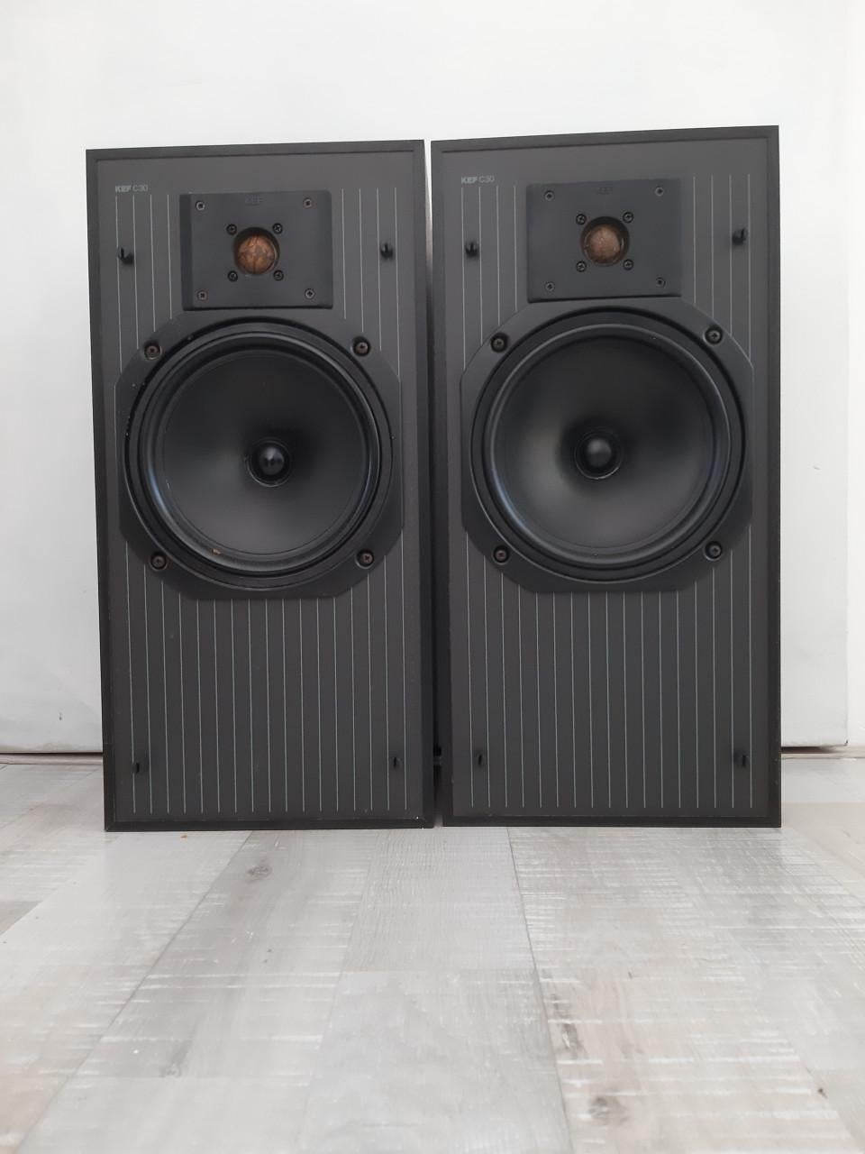 KEF C30  Luidsprekers