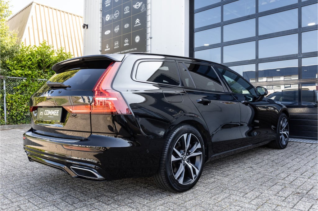 Volvo V60 2.0 t6 plug-in hybrid awd plus dark ✅h&kaudio✅pano✅fullled✅leder