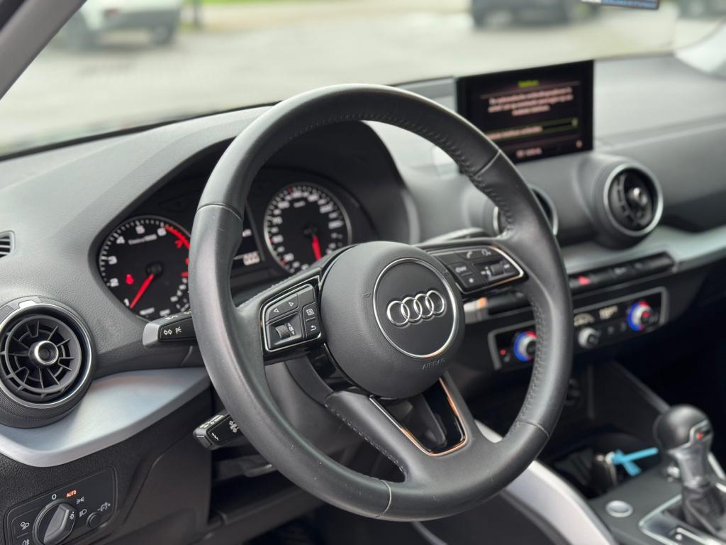 Audi Q2 35 tfsi sport * black pack * keyless * matrix led * stoelverwarming