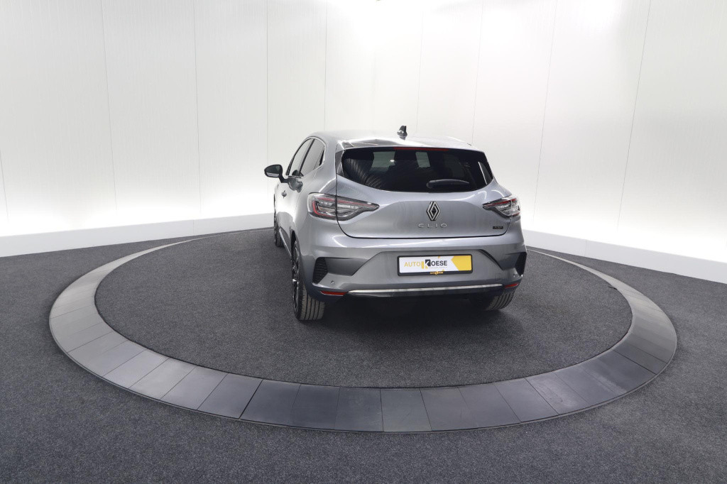 Renault Clio 1.6 e-tech full hybrid 145 techno | 360 camera | bose audio | 