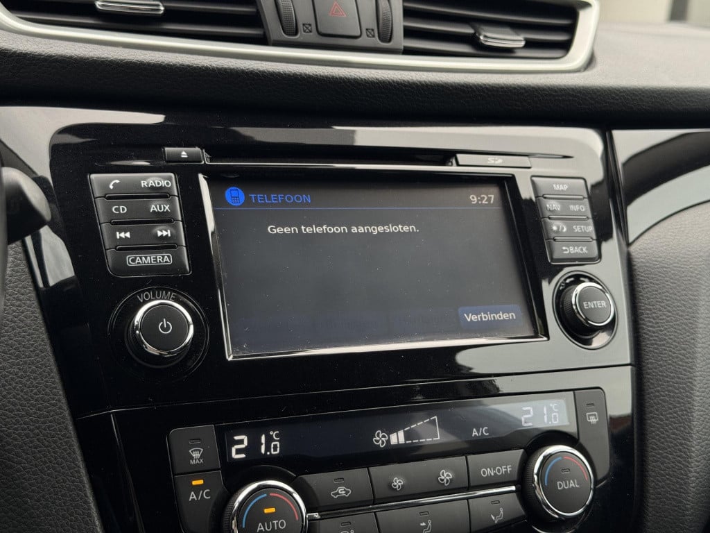 Nissan Qashqai 1.2 n-connecta design pack automaat | panoramadak | navigati