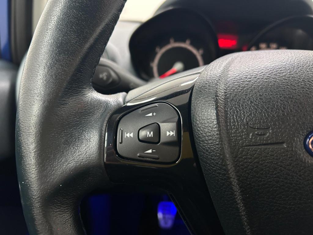 Ford Fiesta occasion 1.6 metal | blauw | tweedehands ford fiesta | airco | 