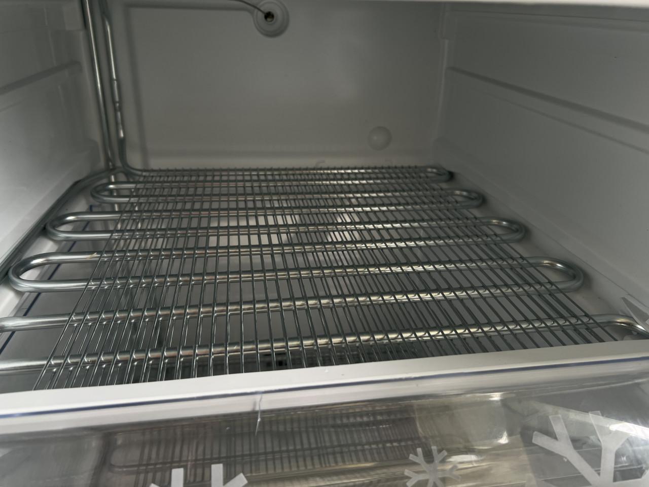 Set Koelkast en vrieskast 85x55 cm. energieklasse A++ als nieuw