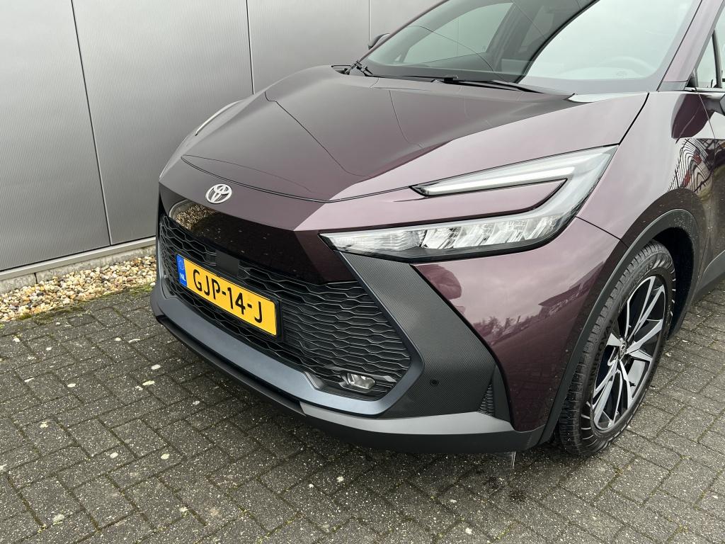 Toyota C-hr 1.8 hybrid 140 dyn