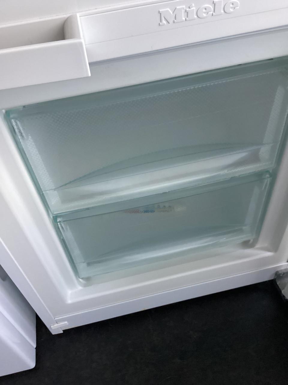 Miele Koel / Vries combinatie