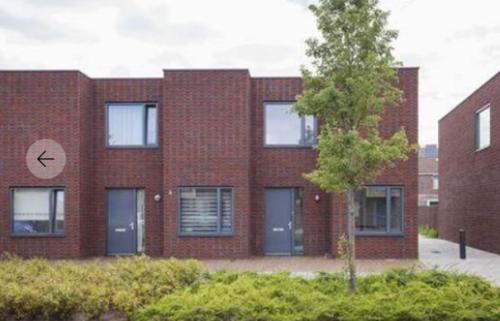 Te huur: Prachtige gezinswoning in Vlissingen- Per direct beschikbaar