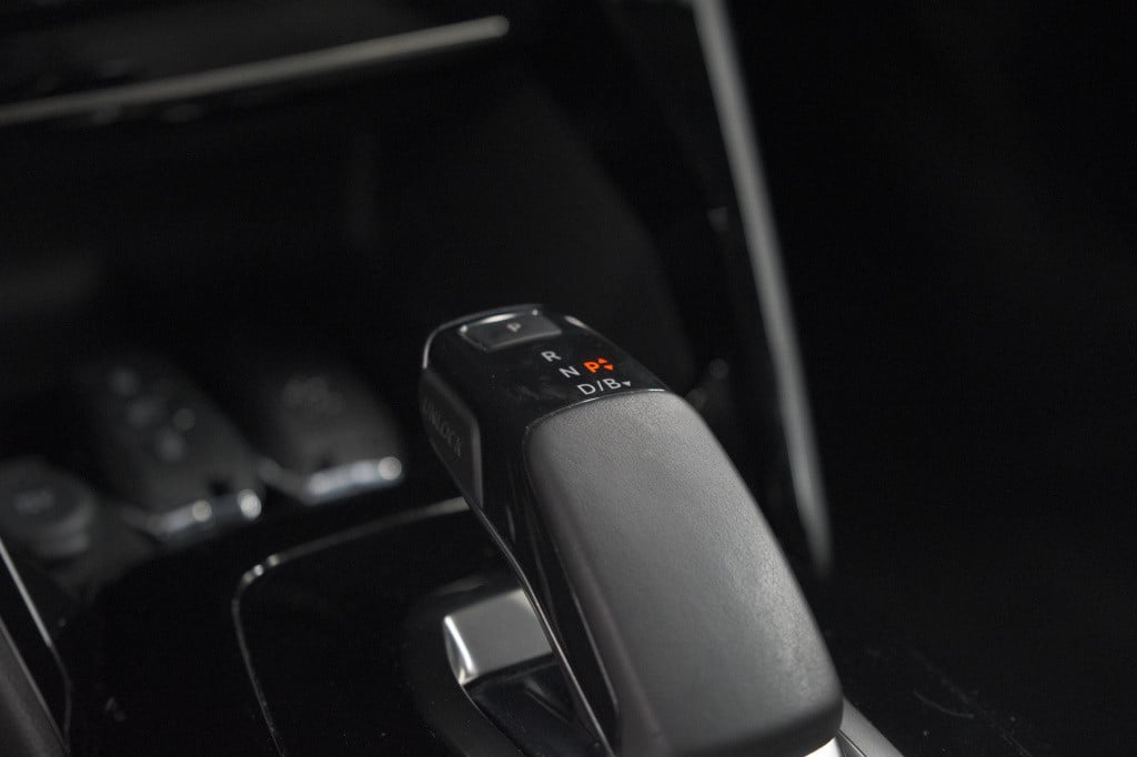 Peugeot E-2008 ev gt pack 50 kwh | panoramadak | camera | adaptieve cruise 