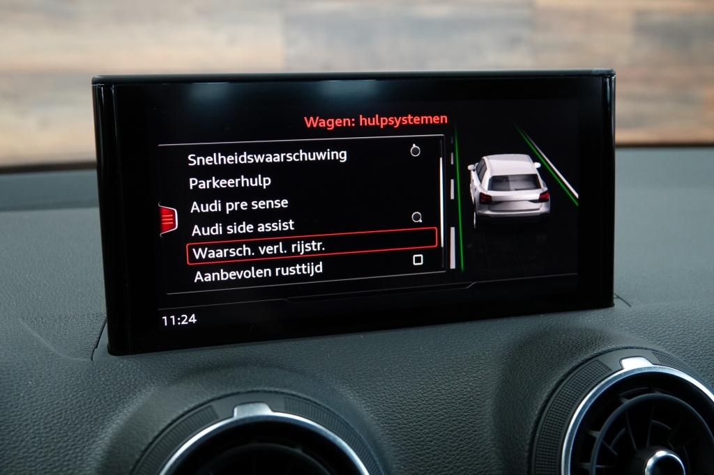 Audi Q2 35 tfsi | alarm | pdc| keyless | camera |