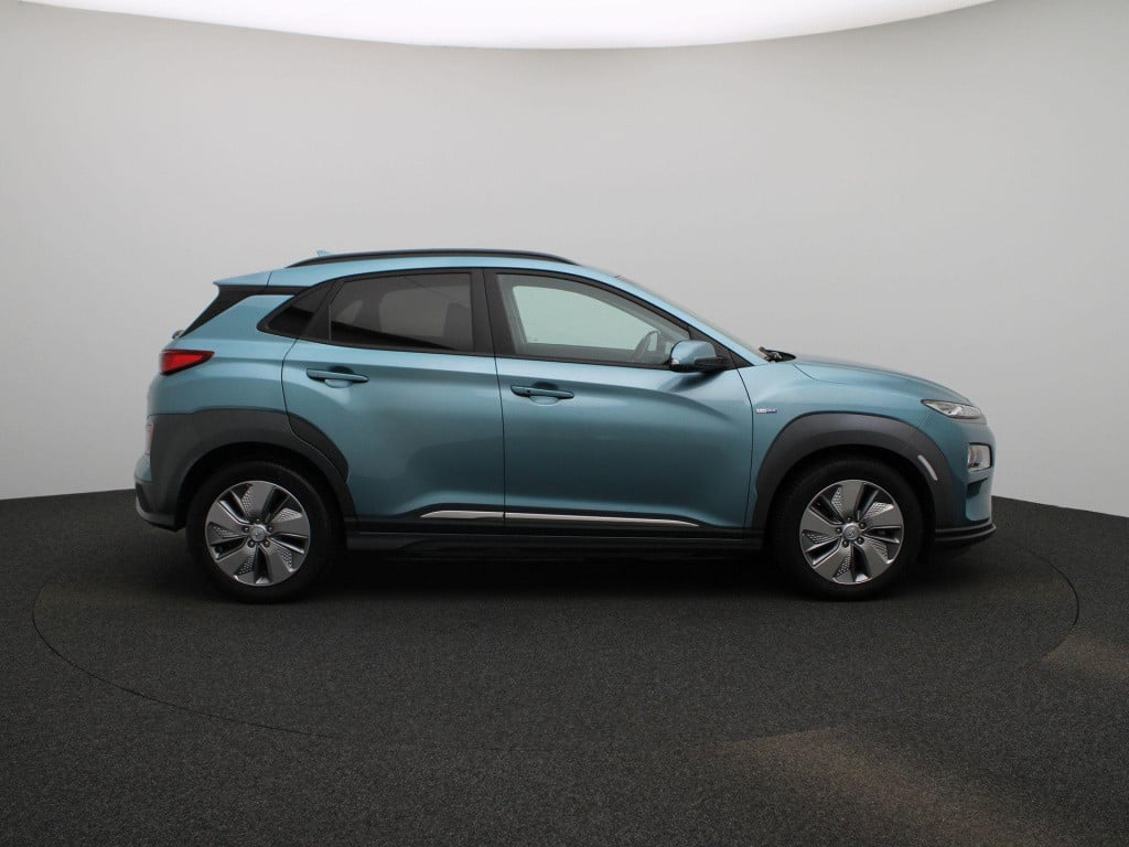 Hyundai Kona ev fashion 64 kwh | automaat | navigatie | heads-up display | 
