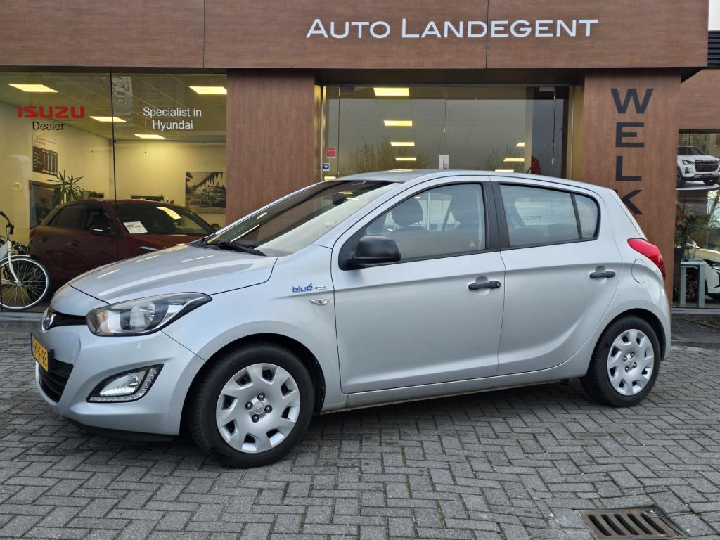 Hyundai I 20 1.2i business edition | radio | trekhaak