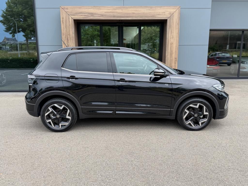 Volkswagen T-cross 1.5 tsi 150pk dsg r-line | camera | trekhaak | navi | iq