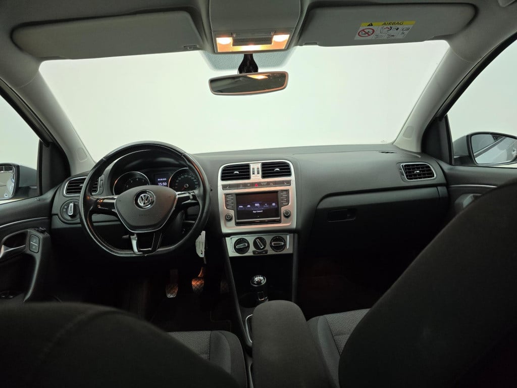 Volkswagen Polo occasion 1.2 tsi highline met carplay radio en sportieve lo