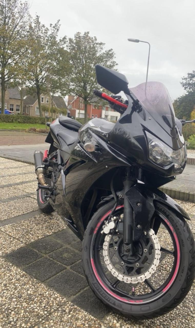 Motor Kawasaki ninja 250R