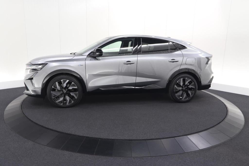 Renault Rafale 1.2 e-tech 4x4 plug-in hybrid 300 atelier alpine | panoramad