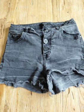 Hilfiger en nikkie korte broek