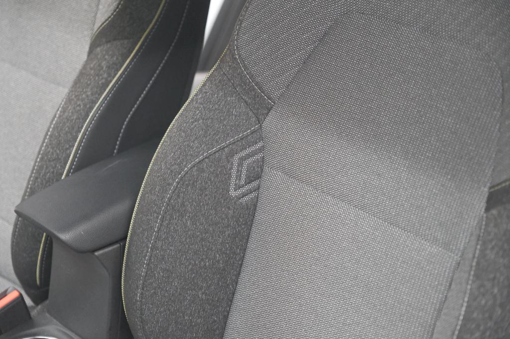 Renault Captur 1.8 e-tech full hybrid 160 techno | camera | adaptieve cruis