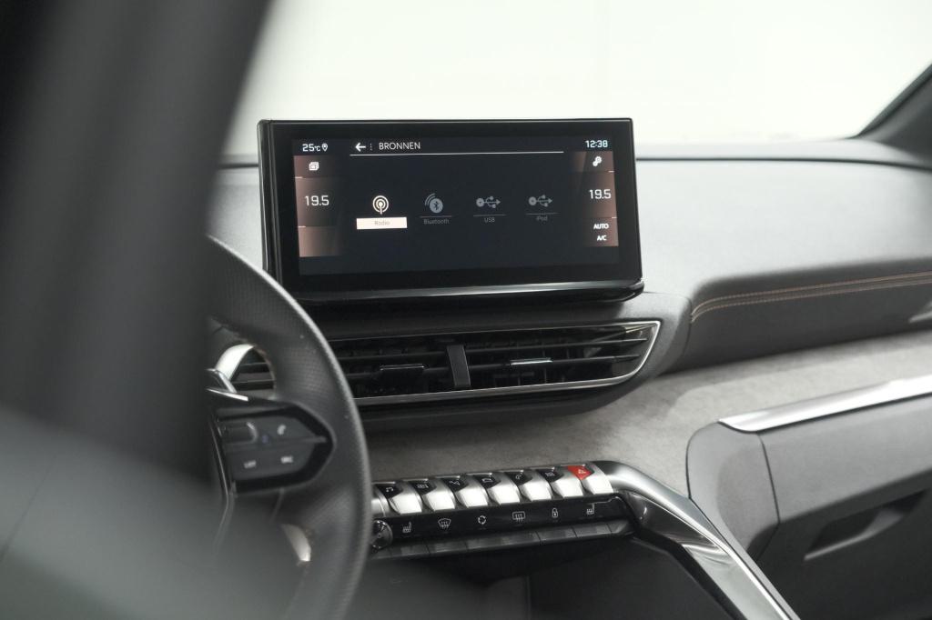Peugeot 3008 puretech 130 eat8 gt | camera | dodehoekdetectie | adaptieve c