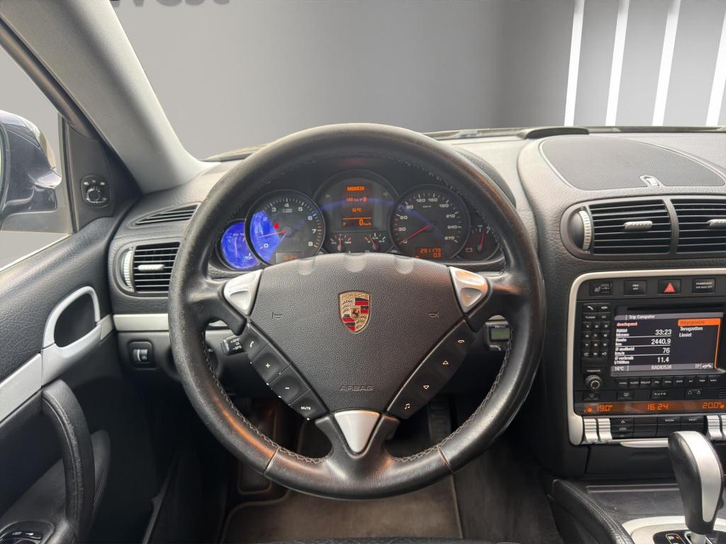 Porsche Cayenne 3.2 leder luchtvering xenon