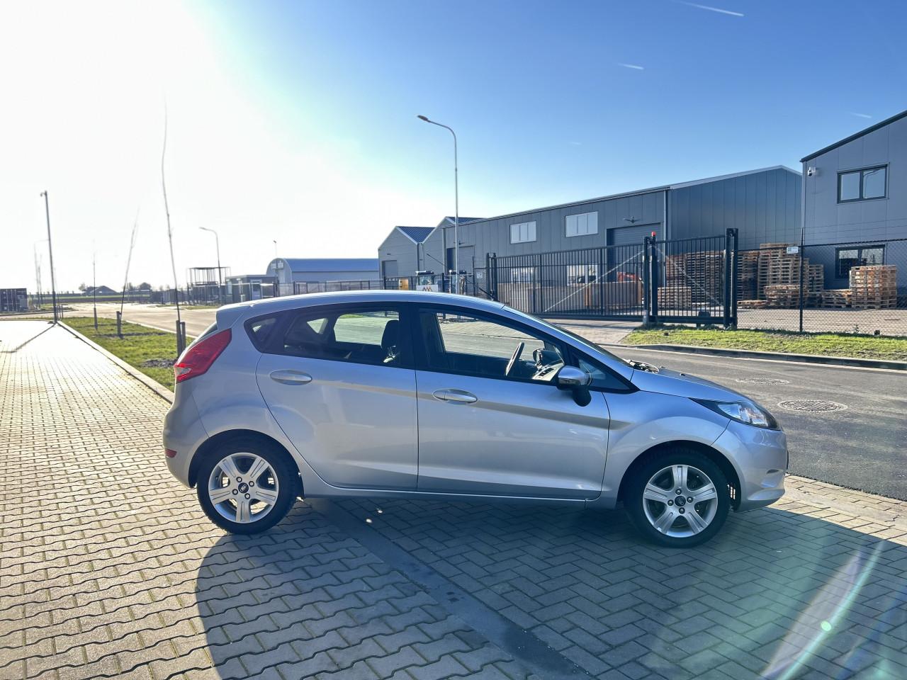 Ford Fiesta 1.25 Titanium/JAAR APK/AIRCO/